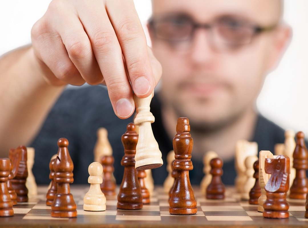 Key Players and Tactical Battles to Watch